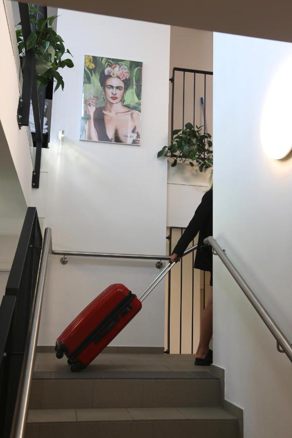 Arbio I Urbanstay Serviced Studios & Apartments Грац Экстерьер фото
